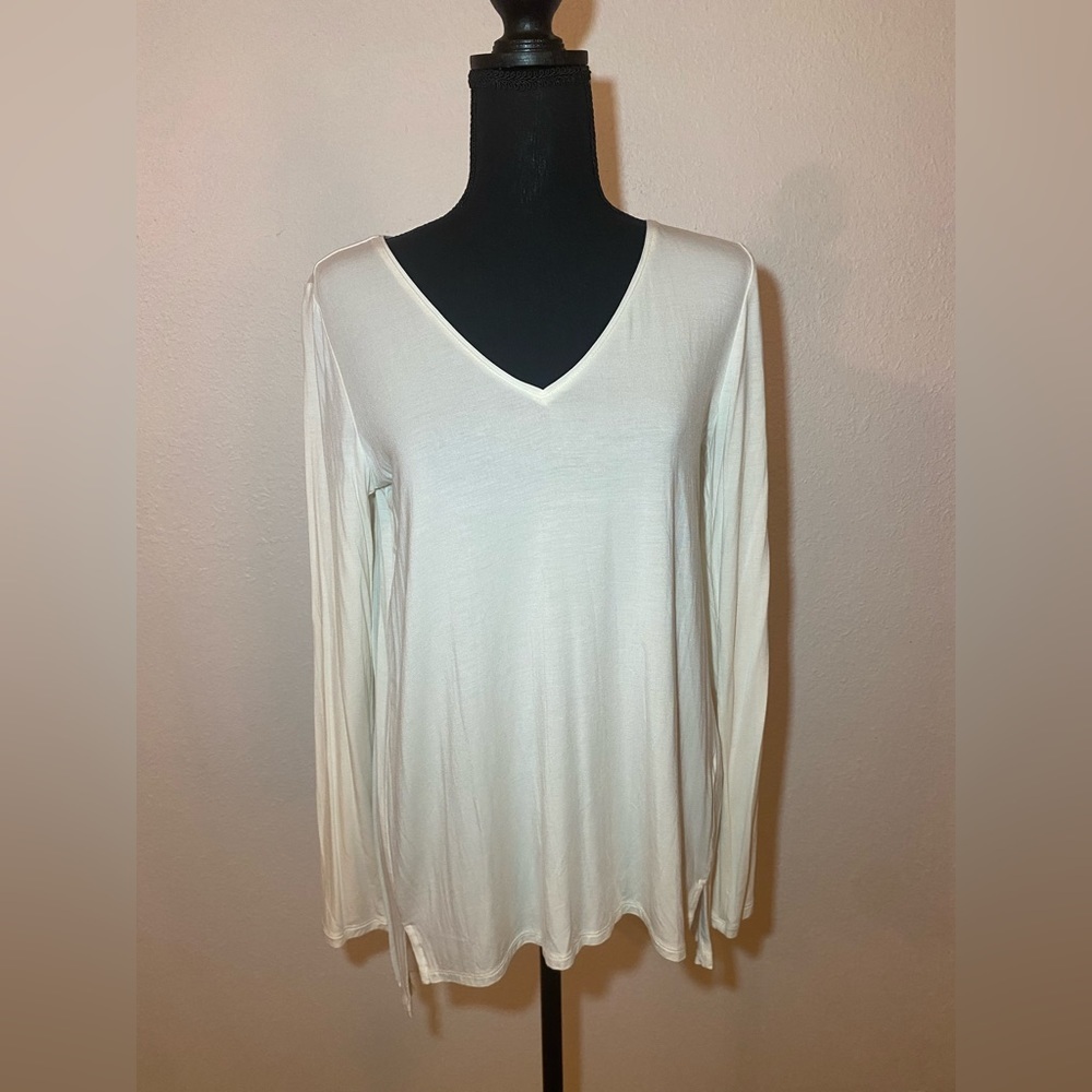 WHBM Long Sleeve‎ Cream Colored Top with Pleated Chiffon Like Back